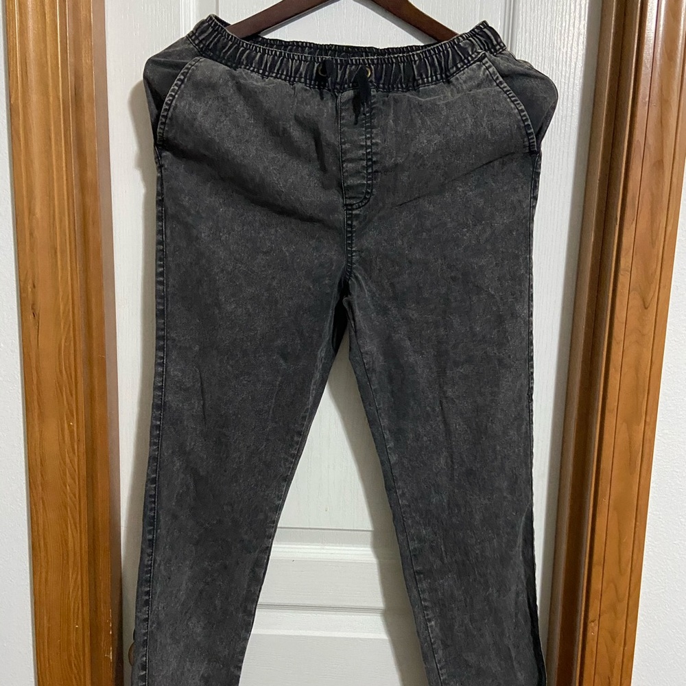 Juniors size 14 Amplify denim jeans. Skinny.